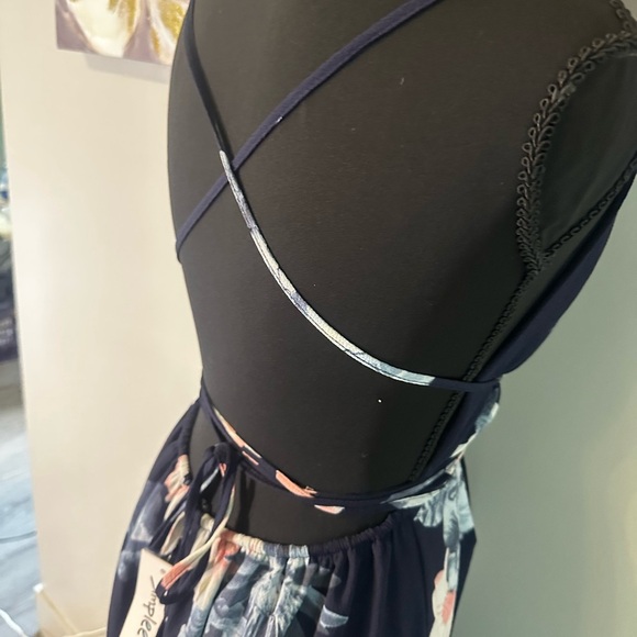 NWT Floral V-Neck Maxi Dress - Picture 5 of 5